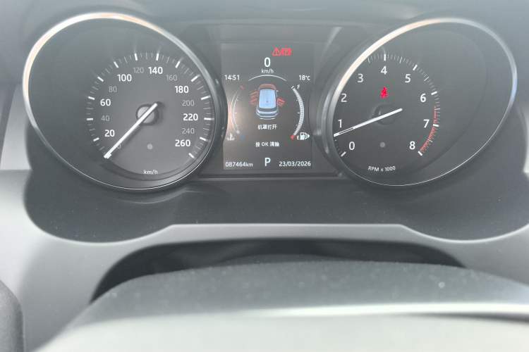 Used Land Rover Range Evoque 2018 240PS PURE Style Edition Odometer Close Up
