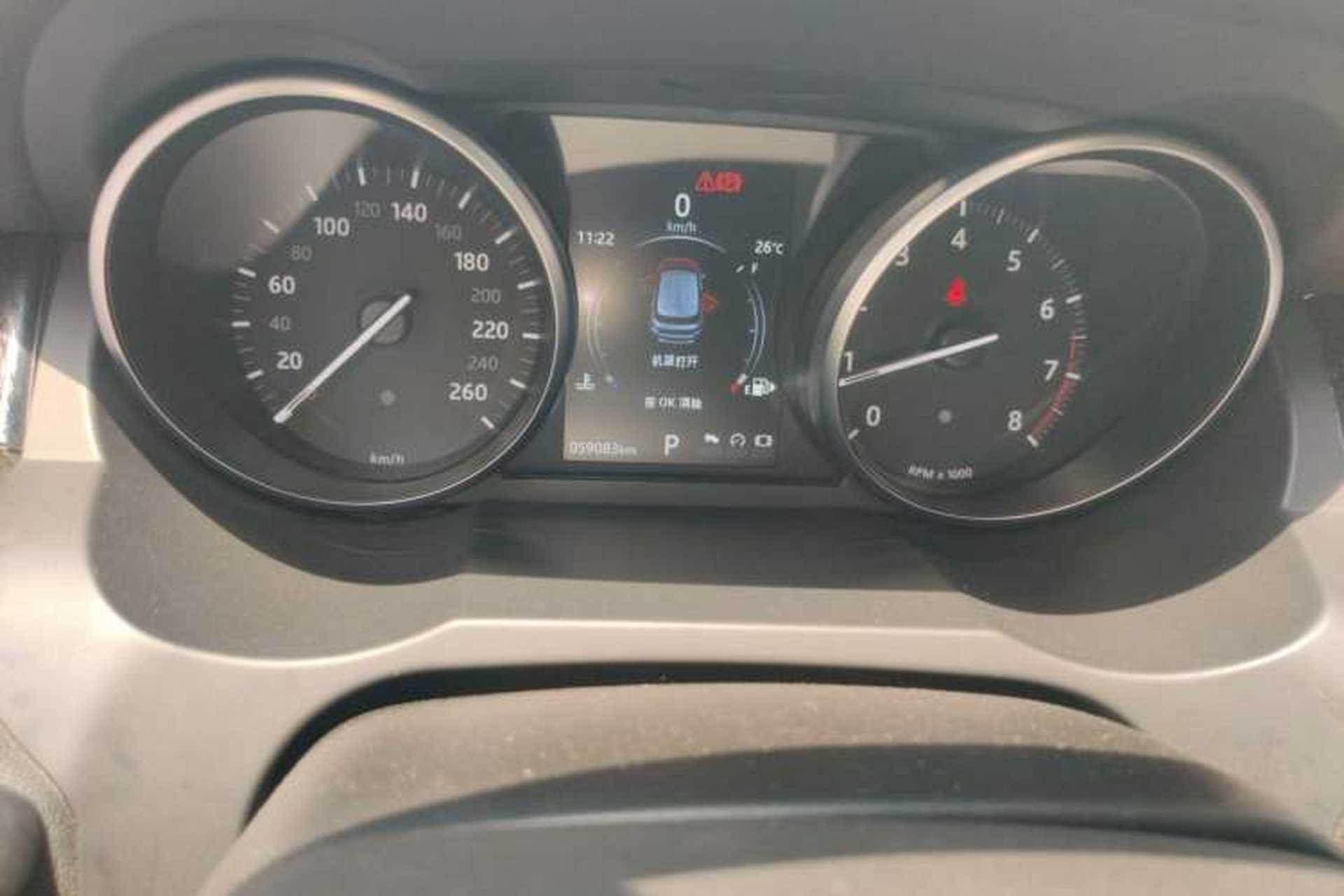 Used Land Rover Range Evoque 2018 240 PS SE Smart Brilliance Edition Odometer Close Up
