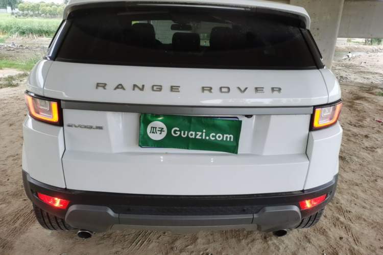 Used Land Rover Range Evoque 2018 240 PS SE Smart Brilliance Edition Rear