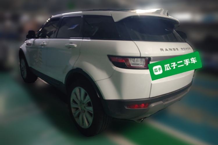 Used Land Rover Range Evoque 2018 240 PS SE Smart Brilliance Edition Rear Left 45 Deg