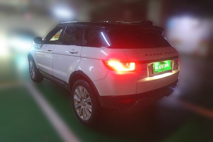 Used Land Rover Range Evoque 2018 240 PS SE Smart Brilliance Edition Rear Left 45 Deg