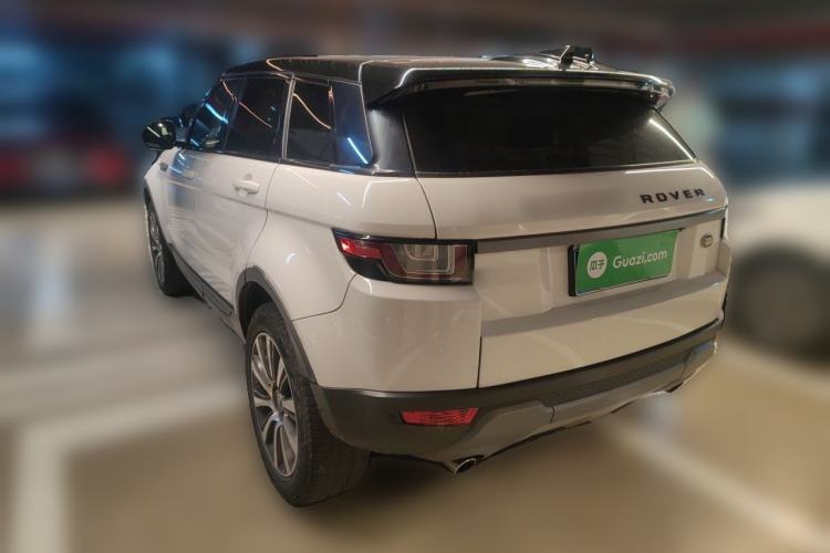 Used Land Rover Range Evoque 2018 240 PS SE Smart Brilliance Edition Rear Left 45 Deg