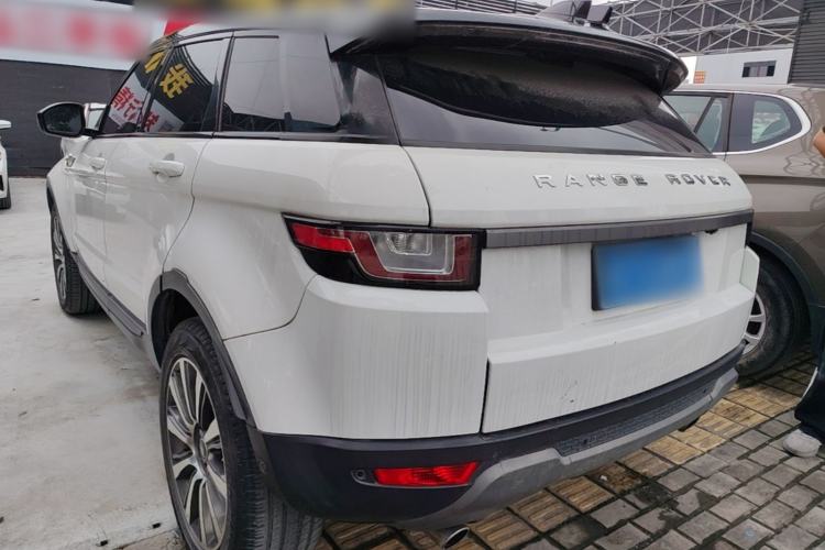 Used Land Rover Range Evoque 2018 240 PS SE Smart Brilliance Edition Rear Left 45 Deg