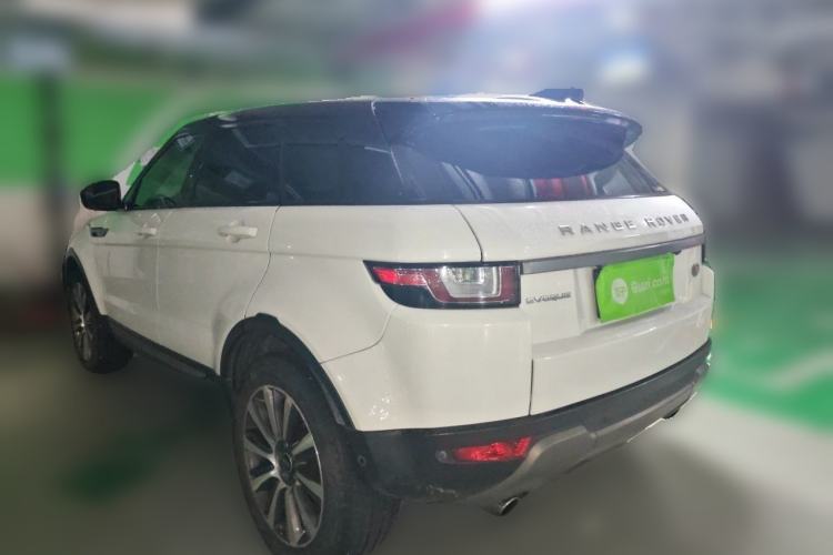 Used Land Rover Range Evoque 2018 240 PS SE Smart Brilliance Edition Rear Left 45 Deg