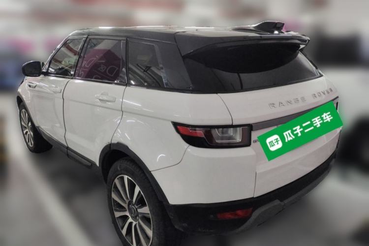 Used Land Rover Range Evoque 2018 240 PS SE Smart Brilliance Edition Rear Left 45 Deg