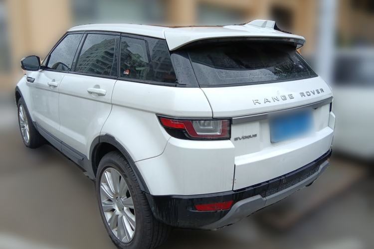 Used Land Rover Range Evoque 2018 240 PS SE Smart Brilliance Edition Rear Left 45 Deg