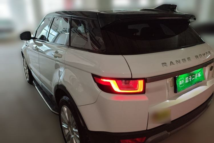 Used Land Rover Range Evoque 2018 240 PS SE Smart Brilliance Edition Rear Left 45 Deg