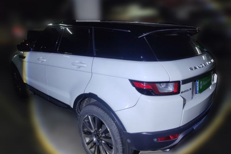 Used Land Rover Range Evoque 2018 240 PS SE Smart Brilliance Edition Rear Left 45 Deg