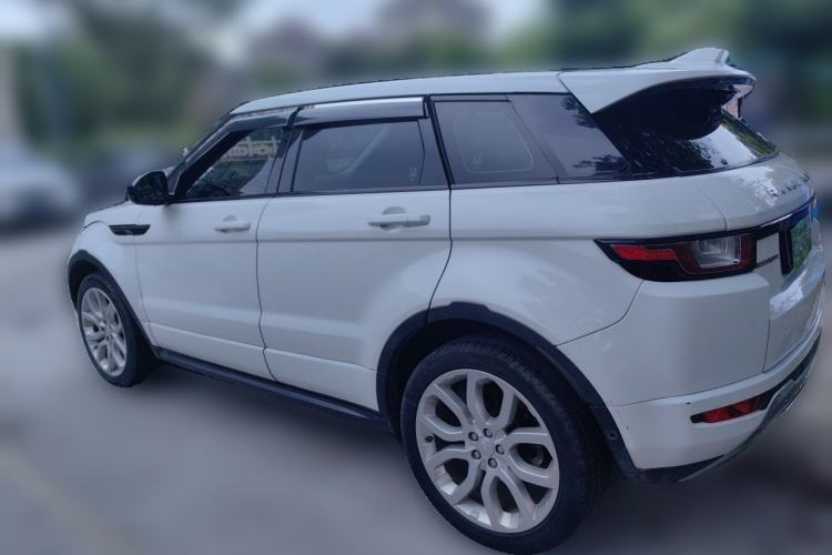Used Land Rover Range Evoque 2018 240 PS SE DYNAMIC Smart Edition Rear Left 45 Deg