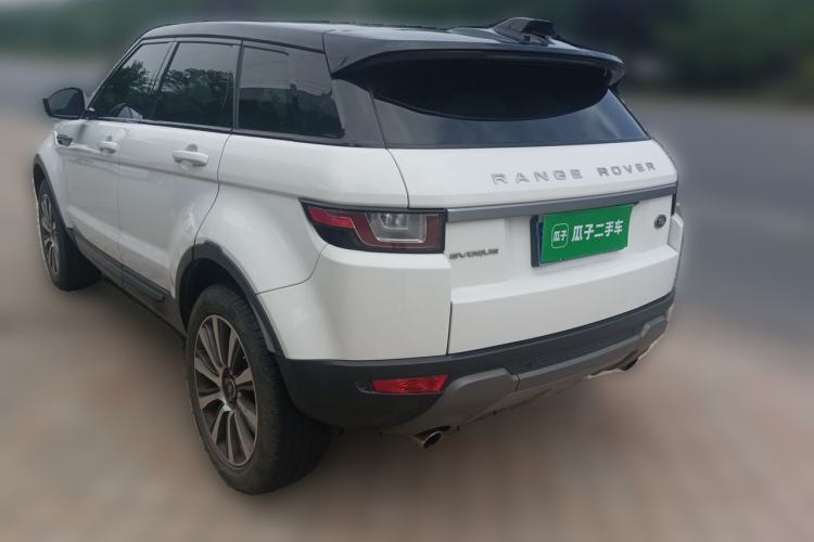 Used Land Rover Range Evoque 2018 240 PS SE Smart Brilliance Edition Rear Left 45 Deg