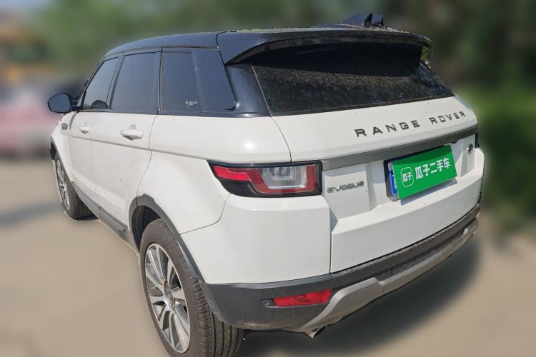 Used Land Rover Range Evoque 2018 240 PS SE Smart Brilliance Edition Rear Left 45 Deg