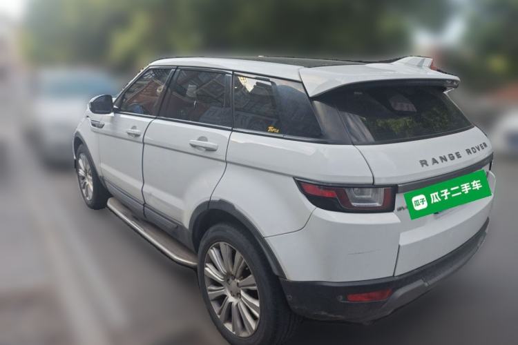 Used Land Rover Range Evoque 2018 240 PS SE Smart Brilliance Edition Rear Left 45 Deg