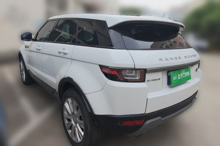 Used Land Rover Range Evoque 2018 240 PS SE Smart Brilliance Edition Rear Left 45 Deg