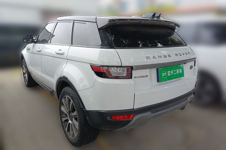 Used Land Rover Range Evoque 2018 240 PS SE Smart Brilliance Edition Rear Left 45 Deg