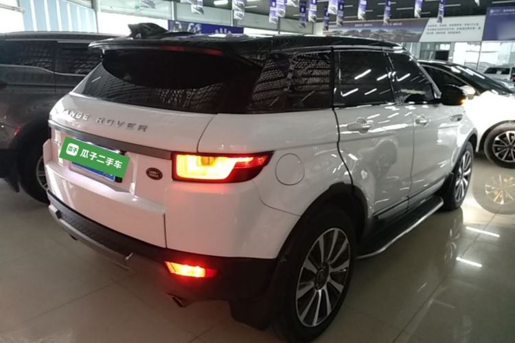 Used Land Rover Range Evoque 2018 240 PS SE Smart Brilliance Edition Rear Right 45 Deg