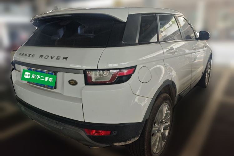 Used Land Rover Range Evoque 2018 240 PS SE Smart Brilliance Edition Rear Right 45 Deg
