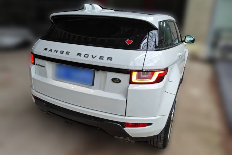 Used Land Rover Range Evoque 2018 240 PS HSE DYNAMIC All-Wheel Drive Edition Rear Right 45 Deg