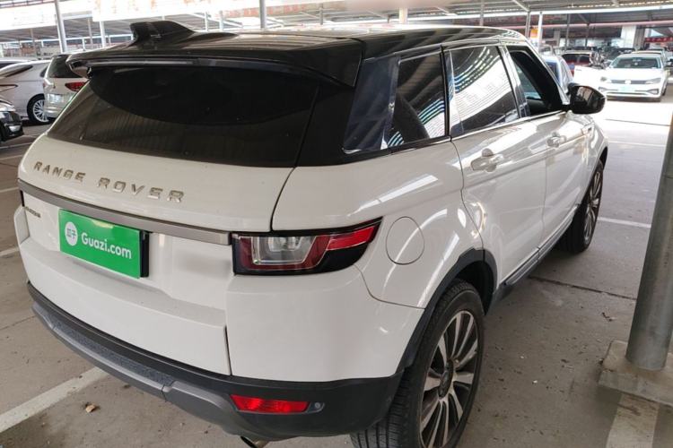 Used Land Rover Range Evoque 2018 240 PS SE Smart Brilliance Edition Rear Right 45 Deg