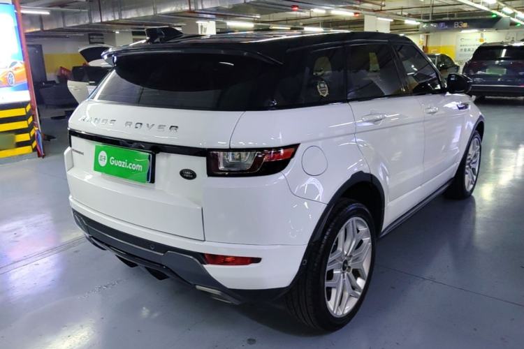 Used Land Rover Range Evoque 2018 240 PS HSE DYNAMIC All-Wheel Drive Edition Rear Right 45 Deg