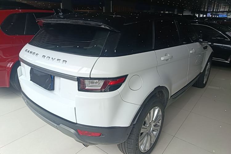 Used Land Rover Range Evoque 2018 240 PS SE Smart Brilliance Edition Rear Right 45 Deg