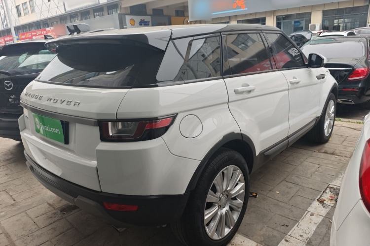Used Land Rover Range Evoque 2018 240 PS SE Smart Brilliance Edition Rear Right 45 Deg