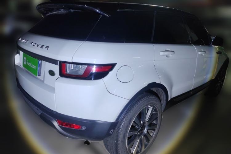 Used Land Rover Range Evoque 2018 240 PS SE Smart Brilliance Edition Rear Right 45 Deg