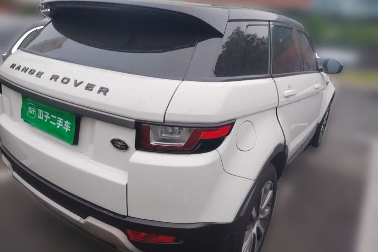 Used Land Rover Range Evoque 2018 240 PS SE Smart Brilliance Edition Rear Right 45 Deg