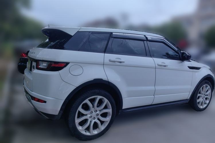 Used Land Rover Range Evoque 2018 240 PS SE DYNAMIC Smart Edition Rear Right 45 Deg