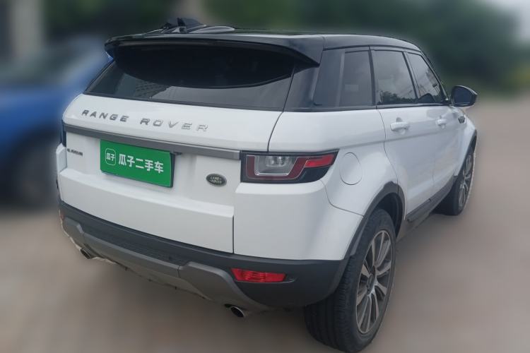 Used Land Rover Range Evoque 2018 240 PS SE Smart Brilliance Edition Rear Right 45 Deg