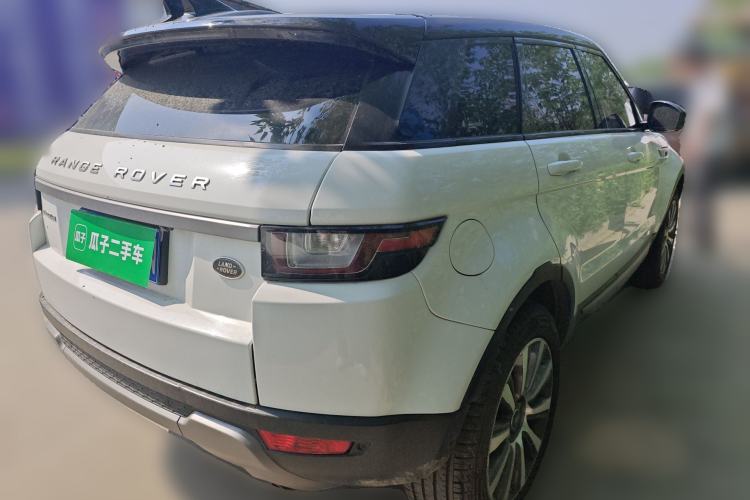 Used Land Rover Range Evoque 2018 240 PS SE Smart Brilliance Edition Rear Right 45 Deg
