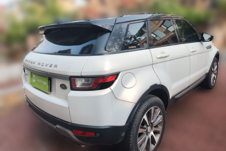 Used Land Rover Range Evoque 2018 240 PS SE Smart Brilliance Edition Rear Right 45 Deg