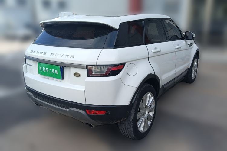 Used Land Rover Range Evoque 2018 240 PS SE Smart Brilliance Edition Rear Right 45 Deg