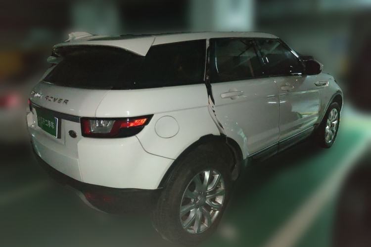 Used Land Rover Range Evoque 2018 200PS PURE New Fashion Edition Rear Right 45 Deg