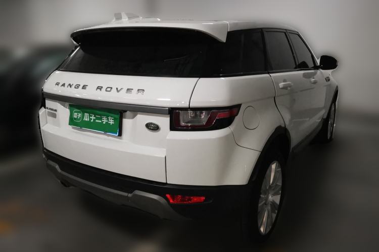 Used Land Rover Range Evoque 2018 240 PS SE Smart Brilliance Edition Rear Right 45 Deg