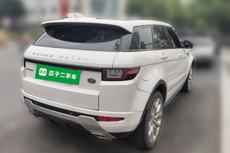 Used Land Rover Range Evoque 2018 240 PS SE DYNAMIC Smart Edition Rear Right 45 Deg