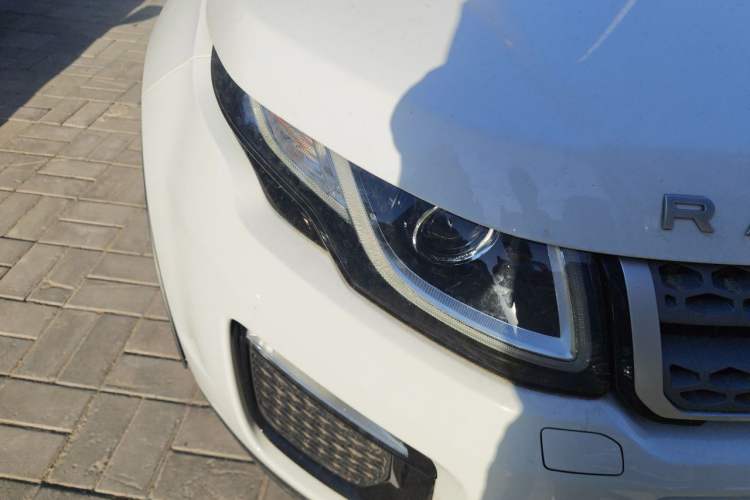 Used Land Rover Range Evoque 2018 240 PS SE Smart Brilliance Edition Right Front Headlight