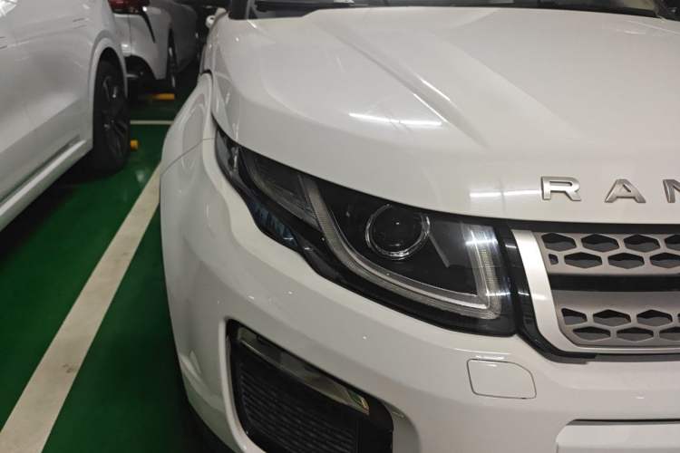 Used Land Rover Range Evoque 2018 240 PS SE Smart Brilliance Edition Right Front Headlight