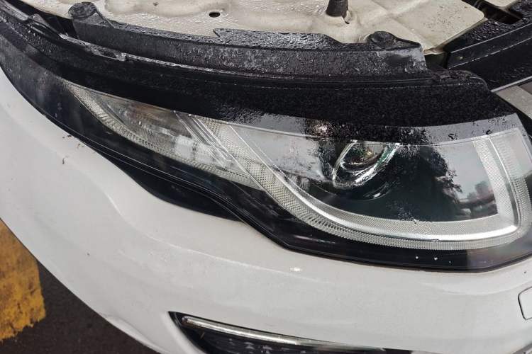 Used Land Rover Range Evoque 2018 240 PS SE Smart Brilliance Edition Right Front Headlight