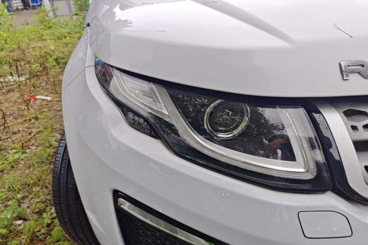 Used Land Rover Range Evoque 2018 240 PS SE Smart Brilliance Edition Right Front Headlight