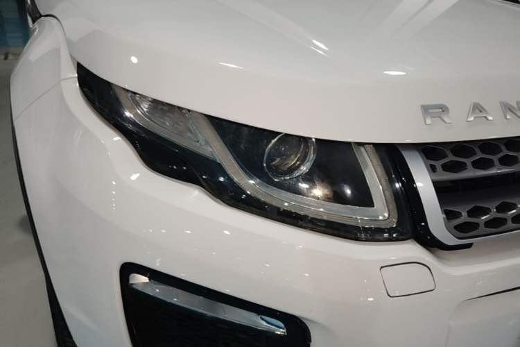 Used Land Rover Range Evoque 2018 240 PS SE Smart Brilliance Edition Right Front Headlight
