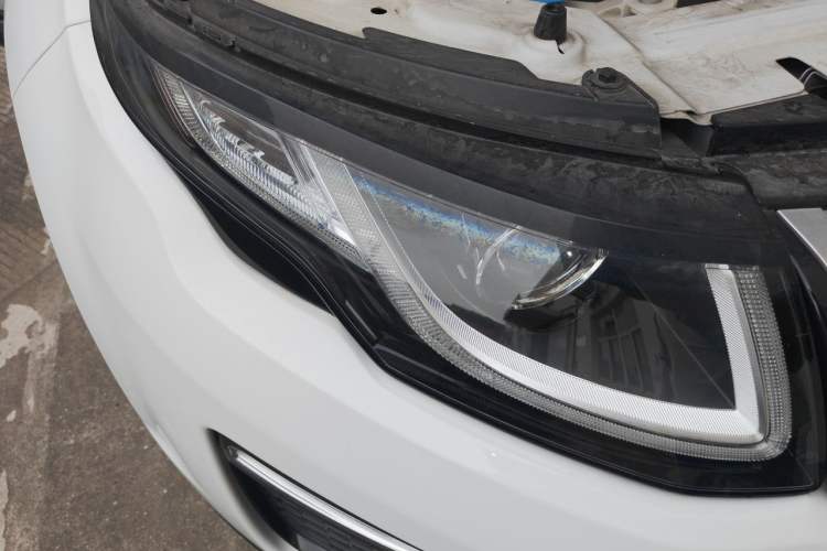 Used Land Rover Range Evoque 2018 240 PS SE Smart Brilliance Edition Right Front Headlight