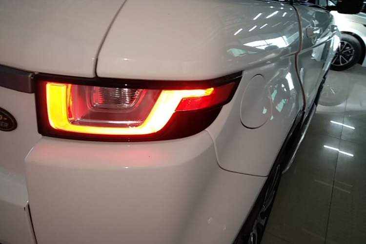 Used Land Rover Range Evoque 2018 240 PS SE Smart Brilliance Edition Right Rear Taillight