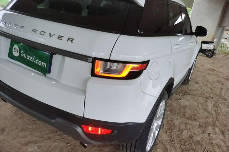 Used Land Rover Range Evoque 2018 240 PS SE Smart Brilliance Edition Right Rear Taillight
