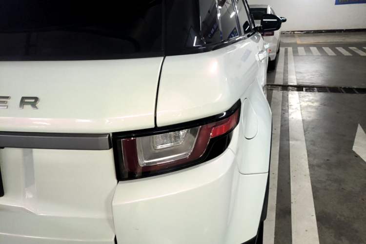 Used Land Rover Range Evoque 2018 240 PS SE Smart Brilliance Edition Right Rear Taillight
