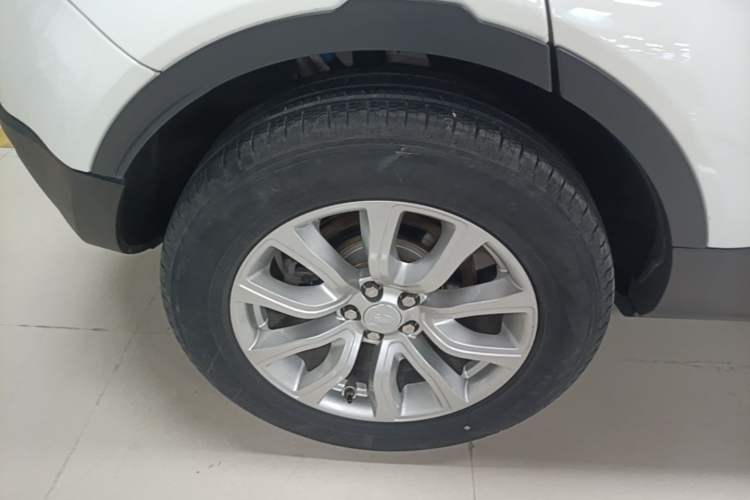 Used Land Rover Range Evoque 2018 200PS PURE New Fashion Edition Right Rear Wheel Hub