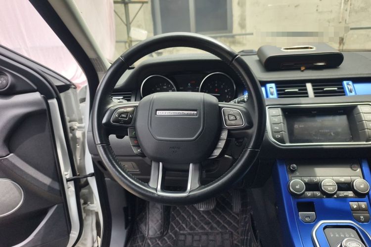 Used Land Rover Range Evoque 2018 240PS PURE Style Edition Steering Wheel