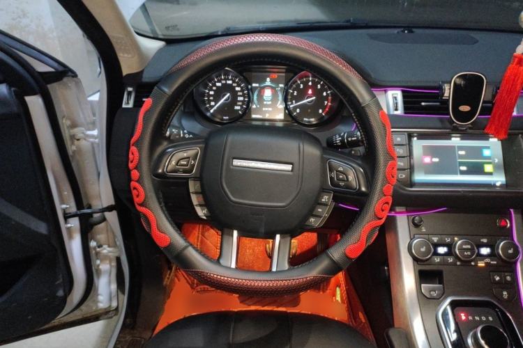 Used Land Rover Range Evoque 2018 240PS PURE Style Edition Steering Wheel