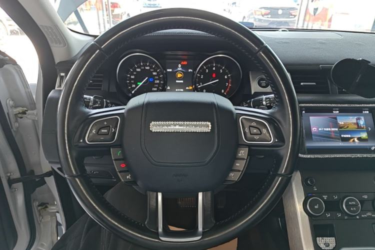 Used Land Rover Range Evoque 2018 240PS PURE Style Edition Steering Wheel