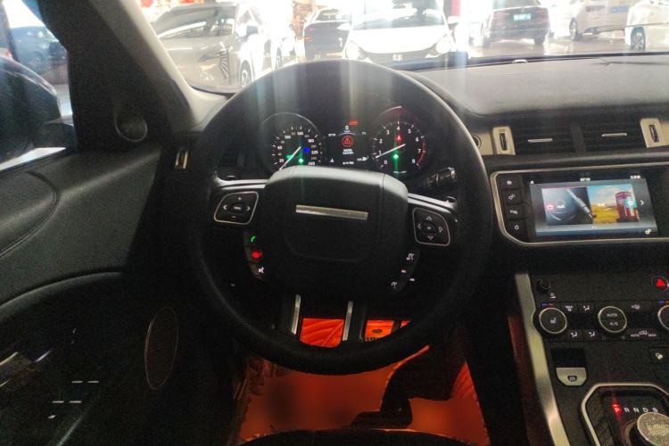 Used Land Rover Range Evoque 2018 200PS PURE New Fashion Edition Steering Wheel