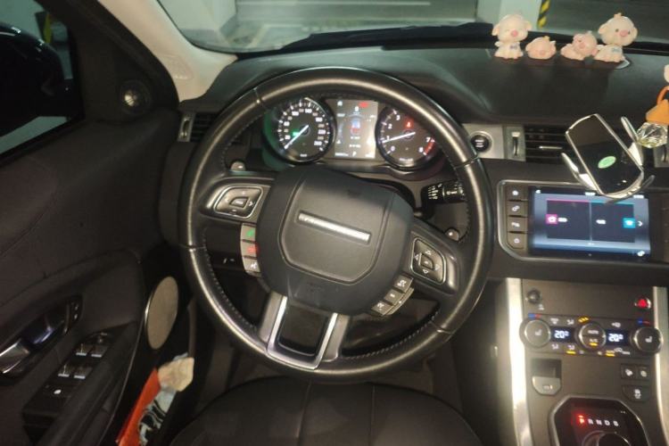 Used Land Rover Range Evoque 2018 200PS PURE New Fashion Edition Steering Wheel